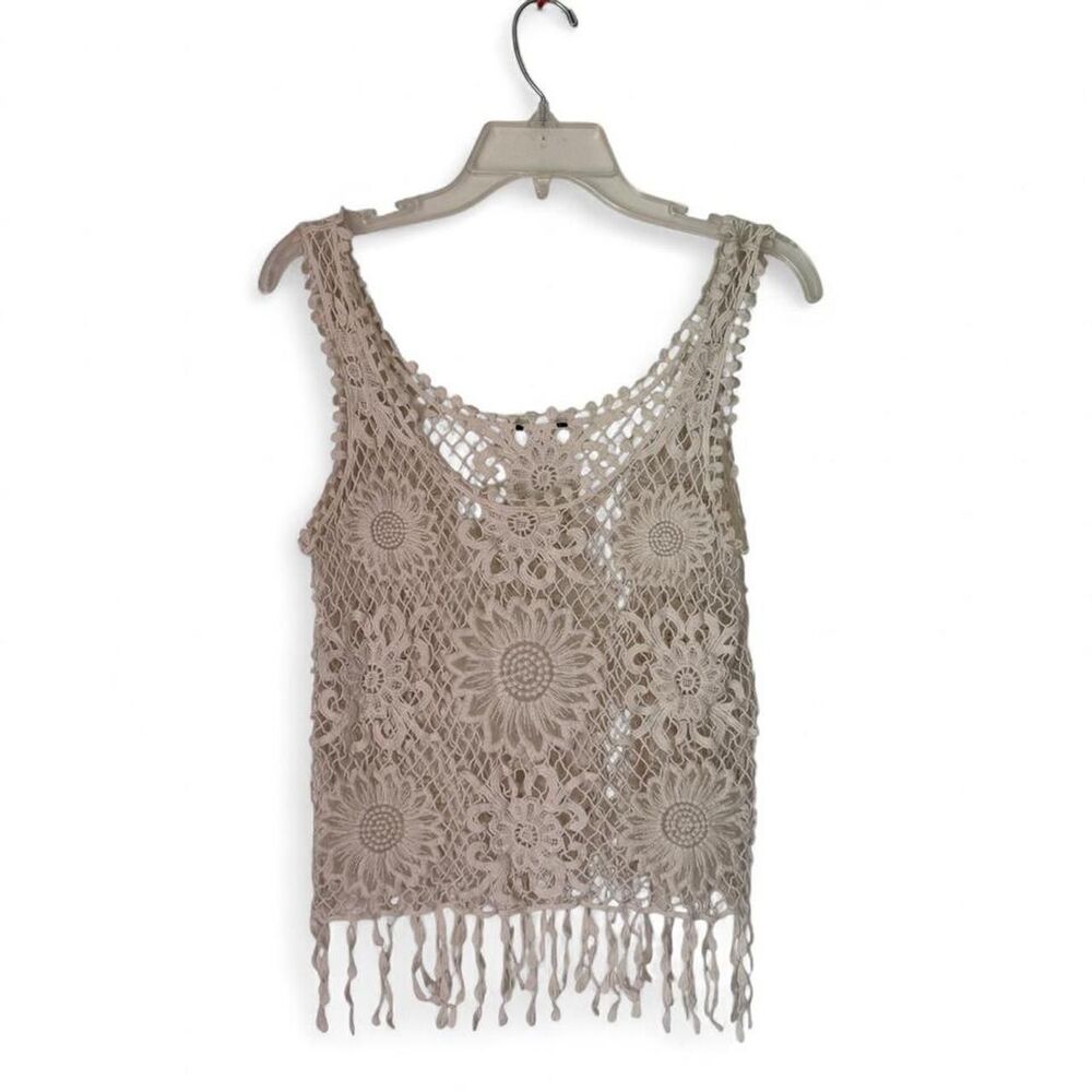 Beige/white crochet tank top with fringe SMALL